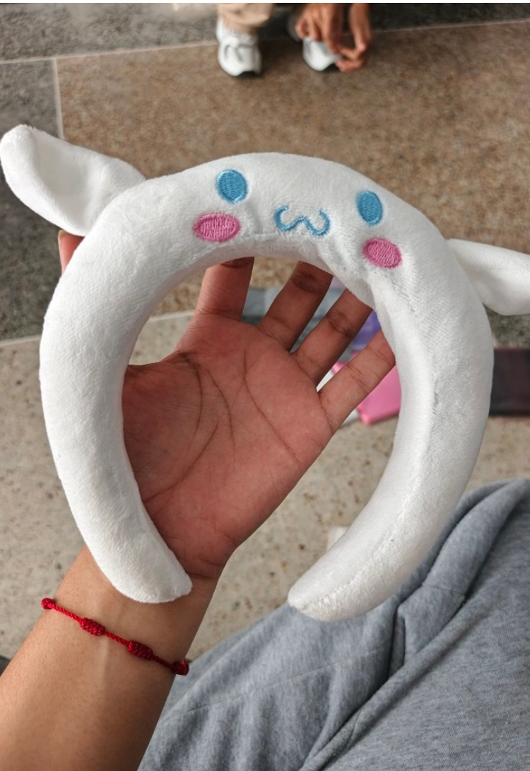 Diadema de cinnamoroll 